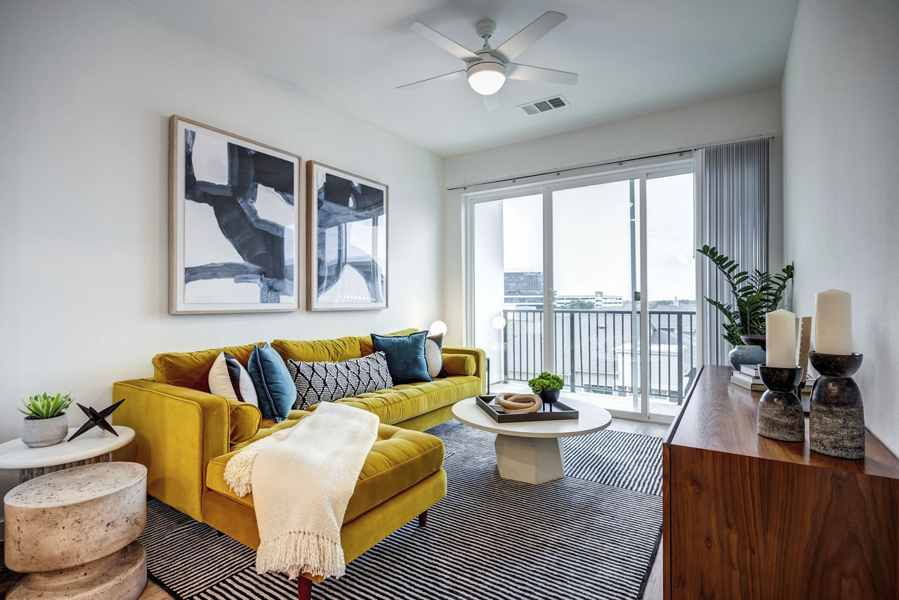Lakeshore Pearl 33 of 42