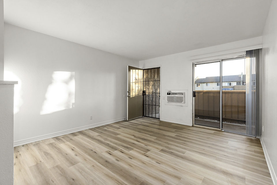 living room at Ocean Breeze Apartments 