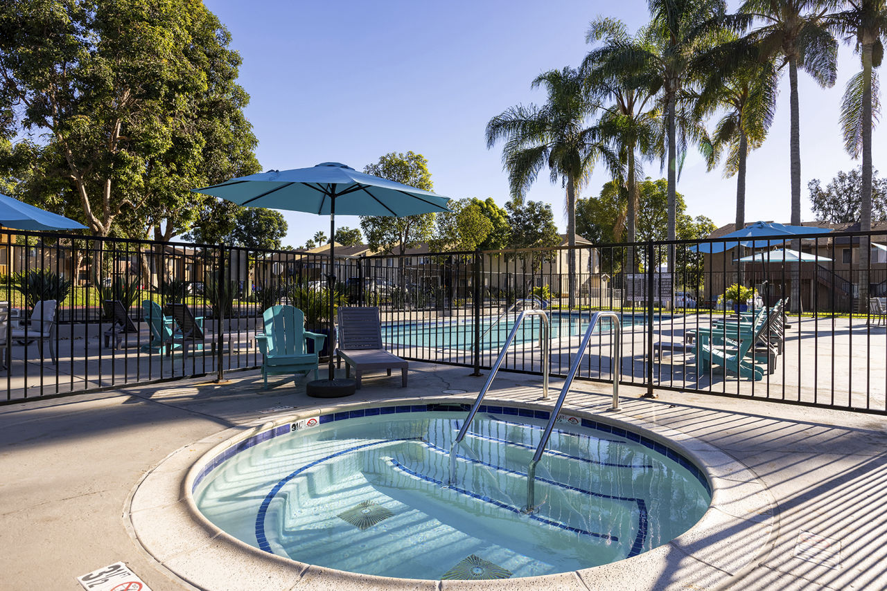 Ocean Breeze Apartments San Diego Ca 6 of 12
