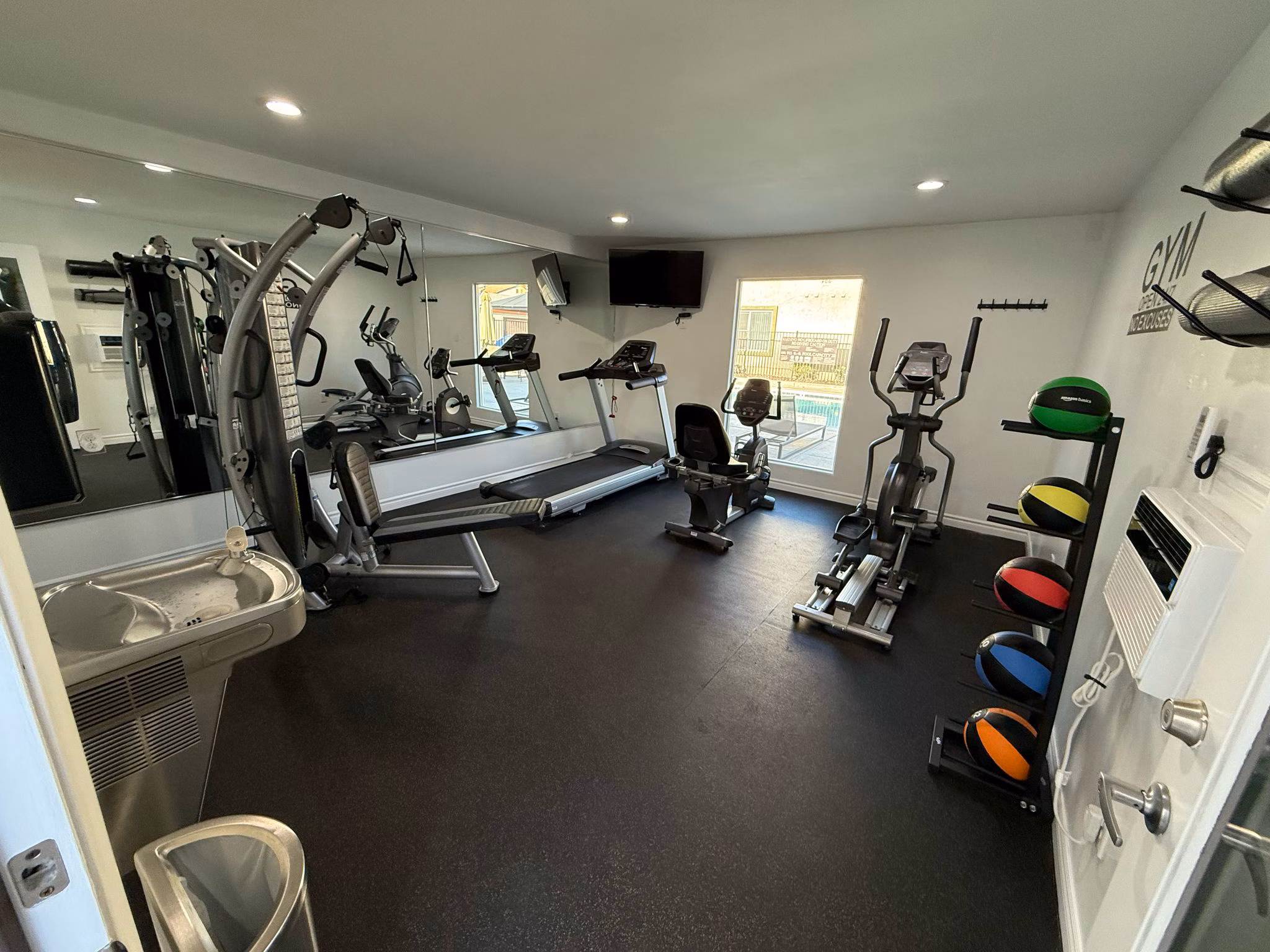 fitness center at Whispering Oaks Apartments