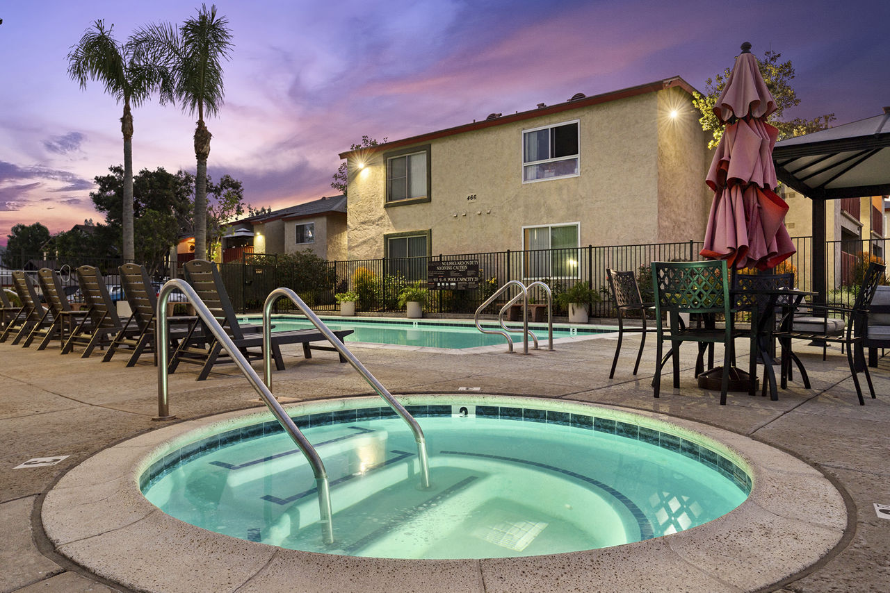 Whispering Oaks Apartments San Marcos Ca 4 of 12
