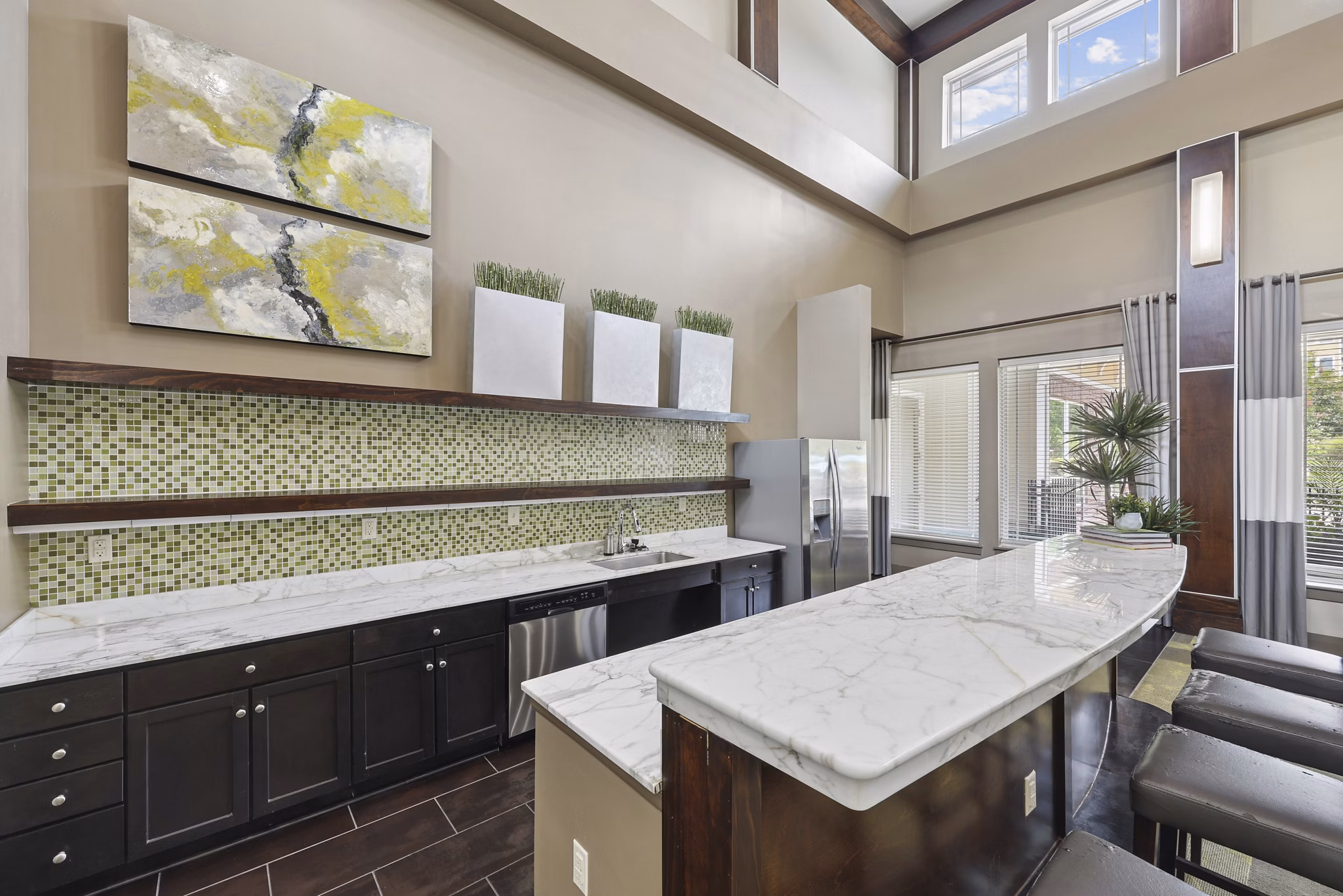 clubhouse at Stone Pointe Apartments 