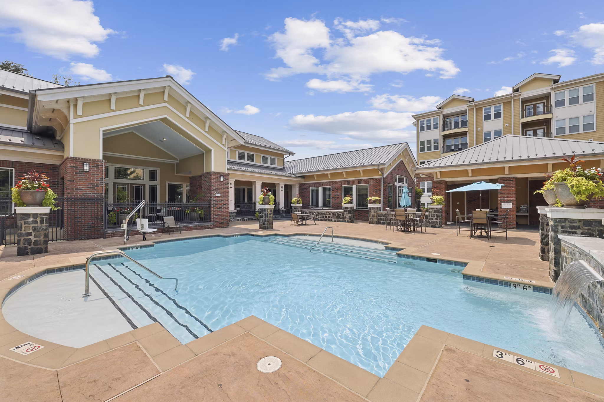 Property images of Stone Pointe