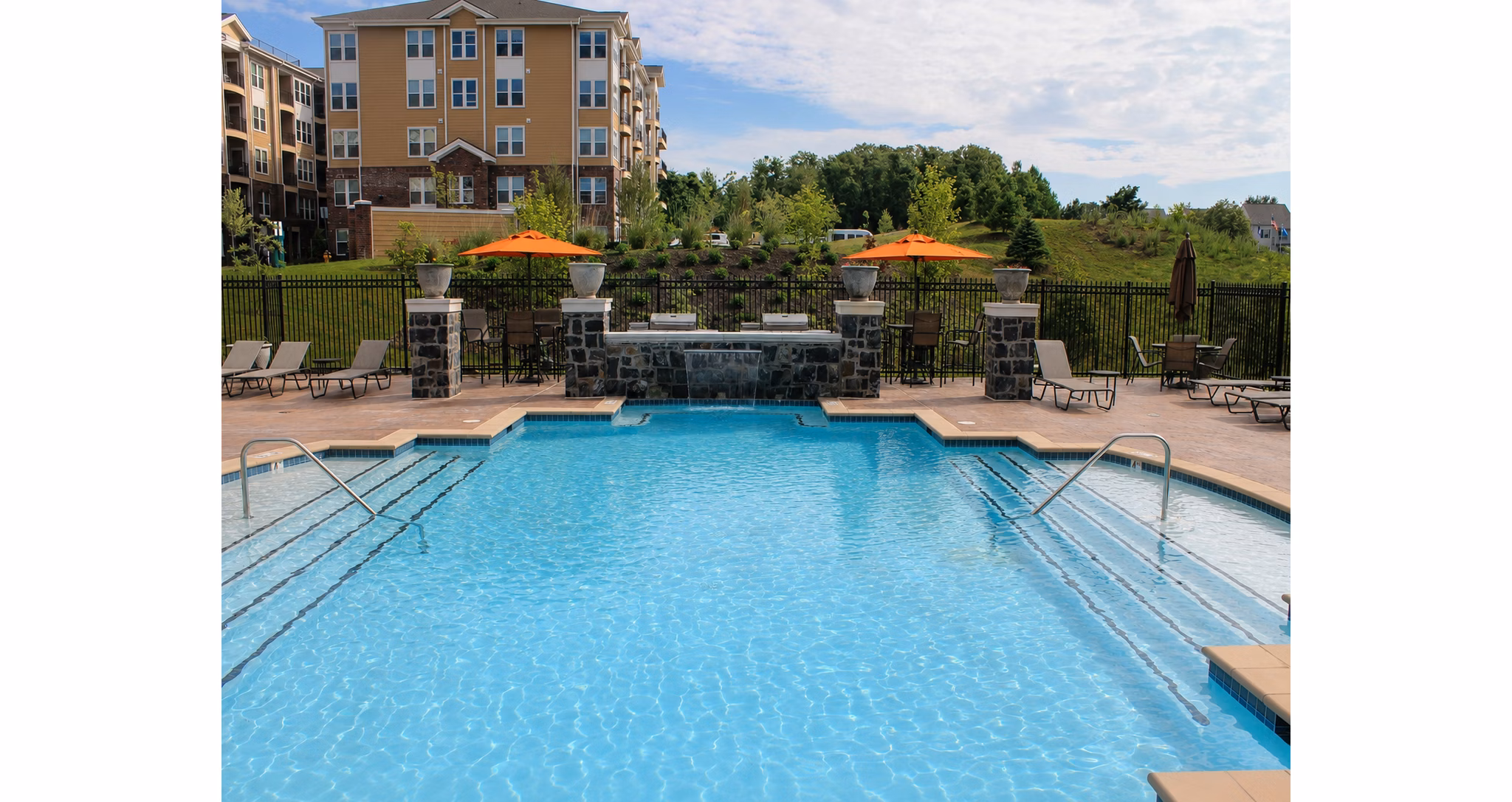 Pool at Stone Pointe Apartments
