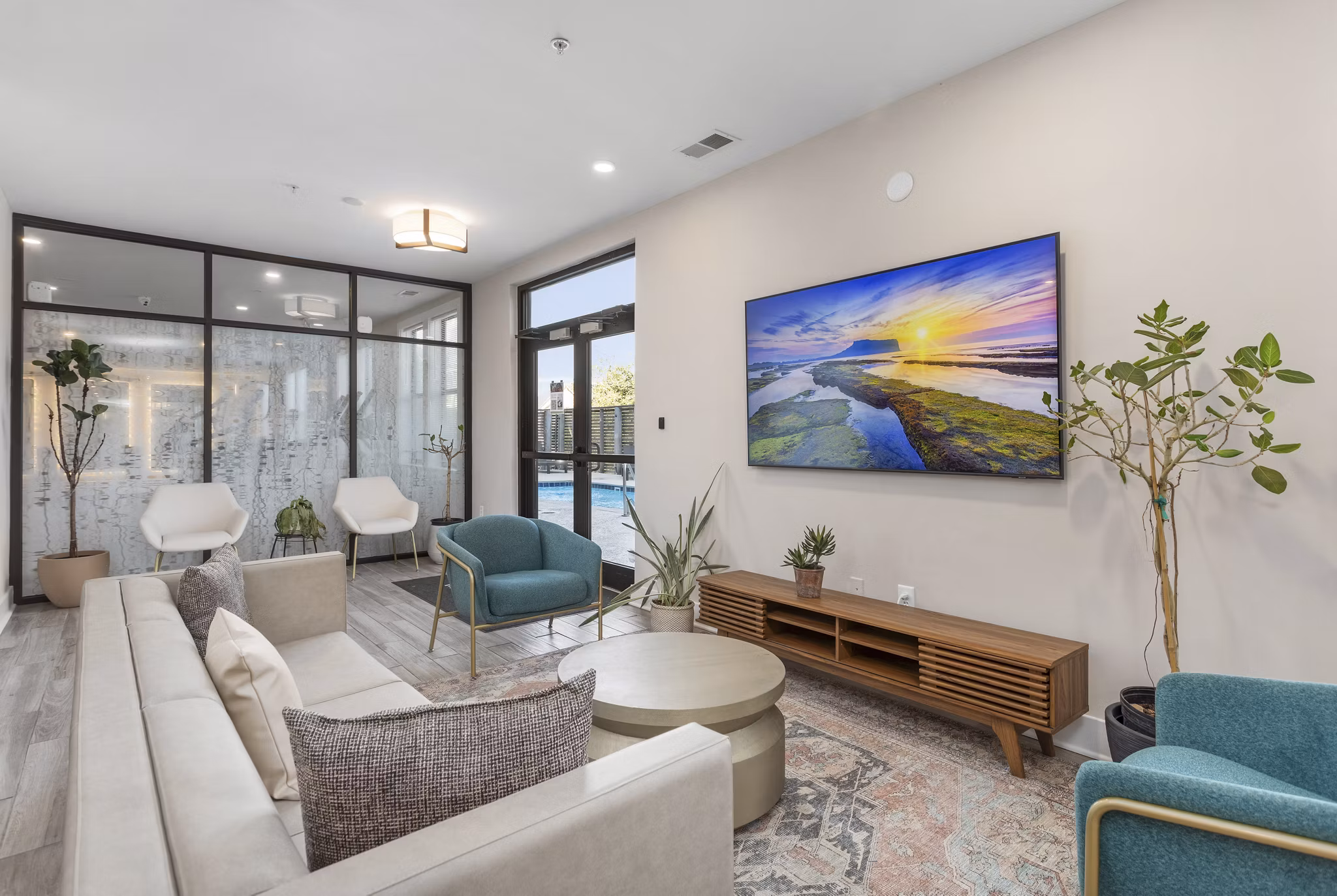 clubhouse at 400 Meeting Apartments 
