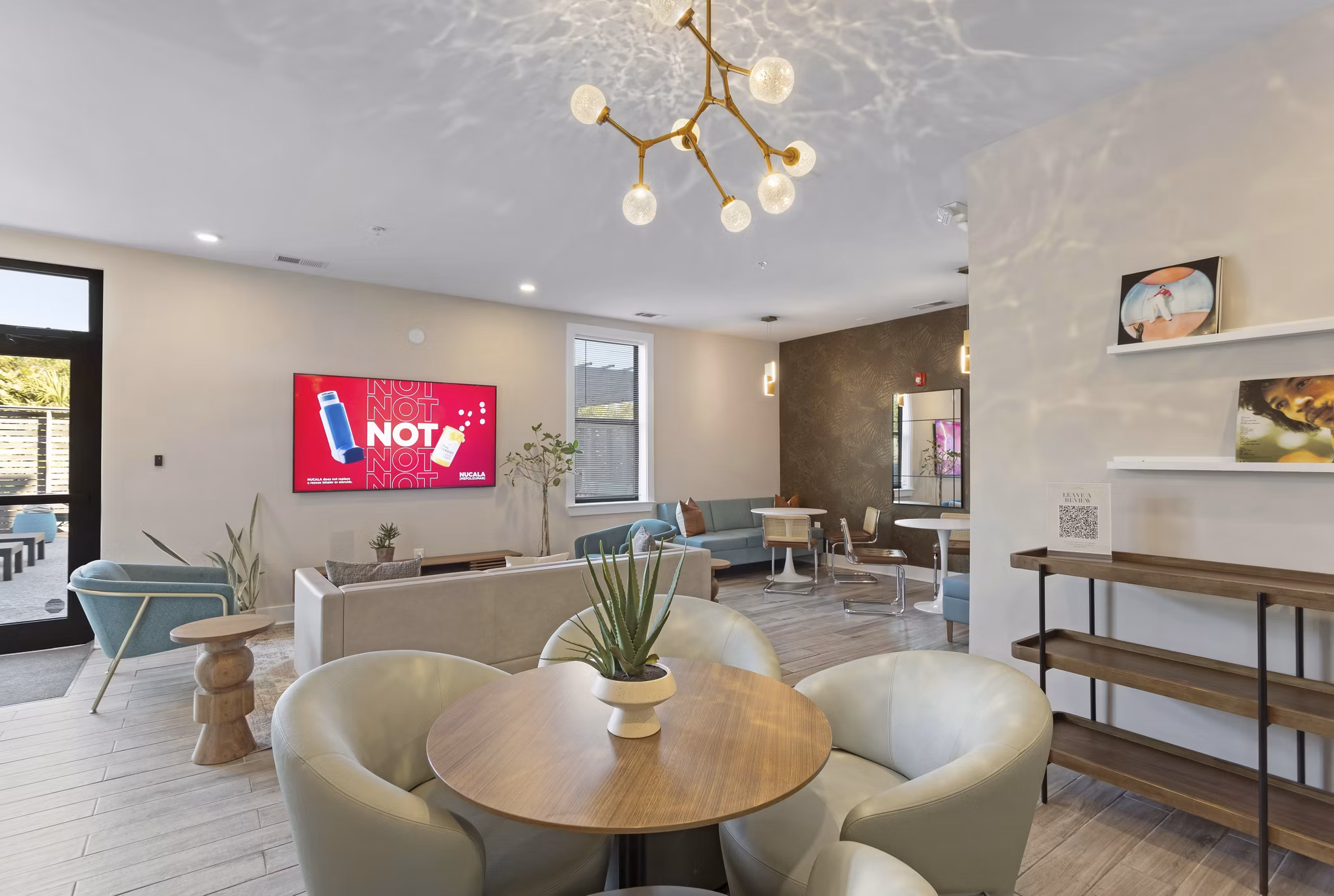clubhouse at 400 Meeting Apartments 
