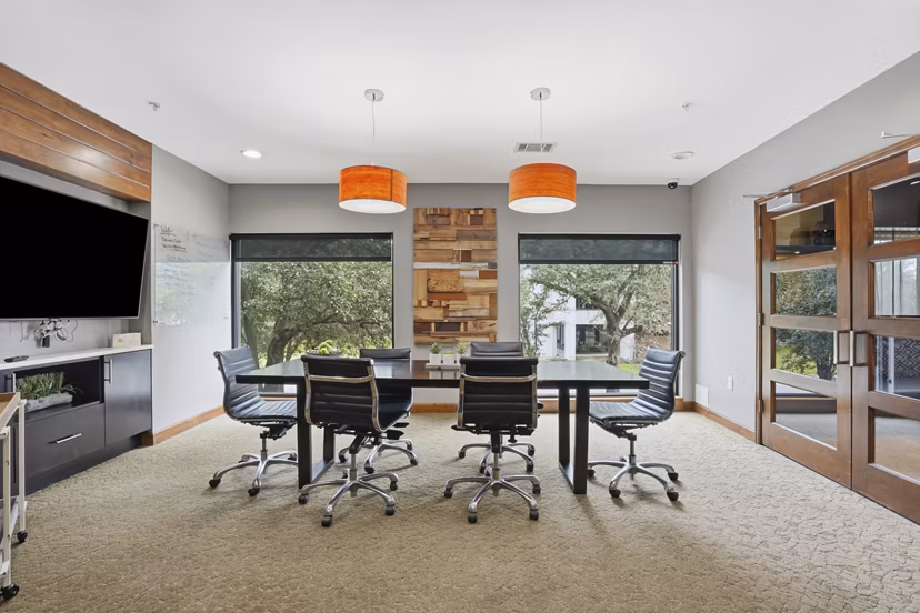 clubhouse at Sola Galleria Apartments