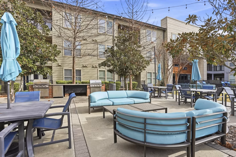patio at Sola Galleria Apartments