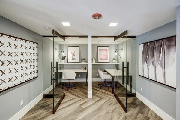 Commons Park West Apartments