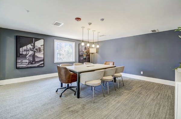 meeting facility at Commons Park West Apartments