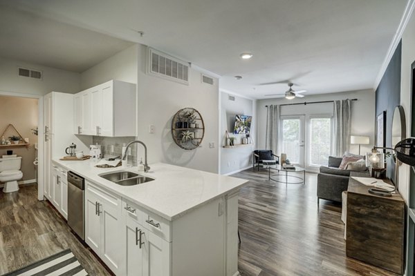 Commons Park West Apartments