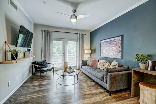 Commons Park West Apartments