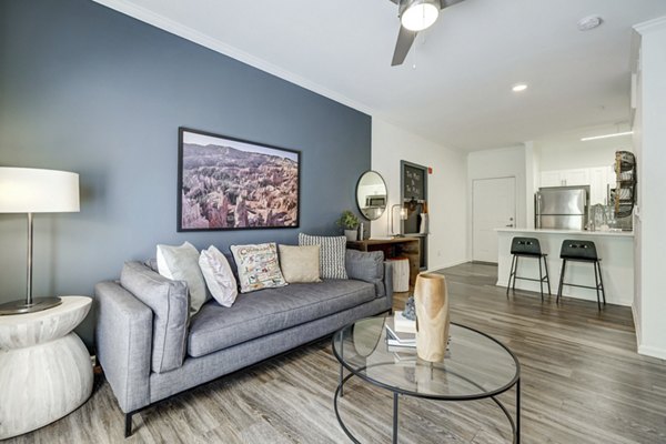 Commons Park West Apartments