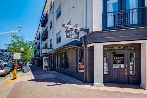 Commons Park West Apartments