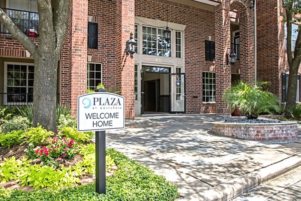 exterior at Plaza at Westchase Apartments