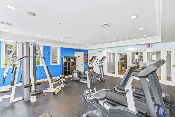 fitness center at Townes at Herndon Apartments