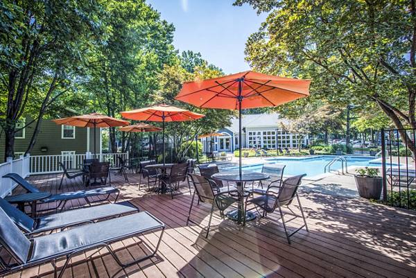pool patio at Windsor at Fairlakes Apartments