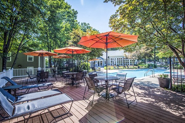 pool patio at Windsor at Fairlakes Apartments