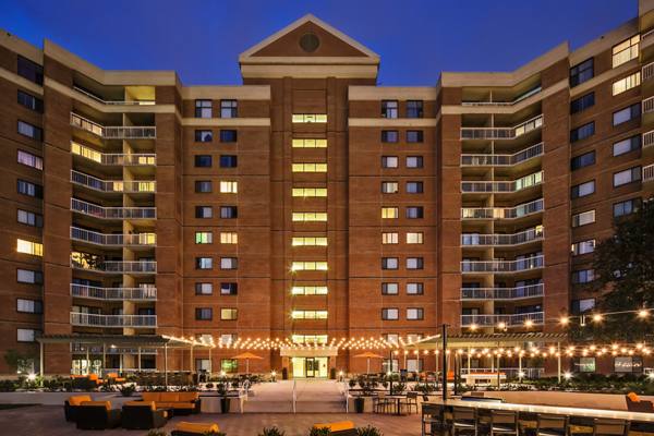 Cascade at Landmark Apartments