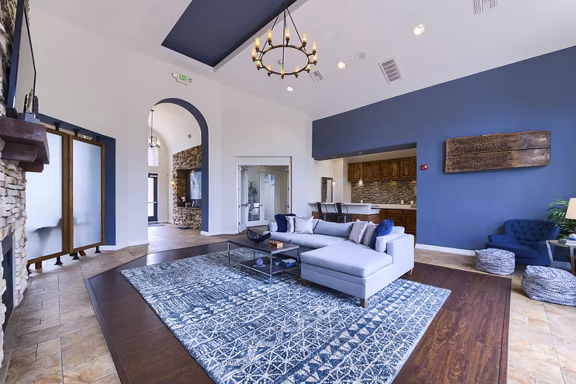 clubhouse at Whisper Creek Apartments