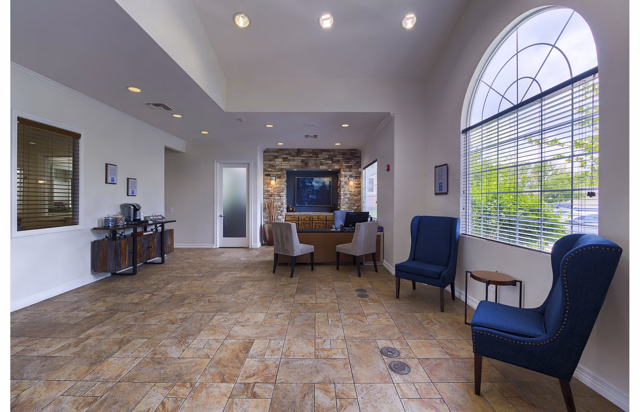 clubhouse at Whisper Creek Apartments