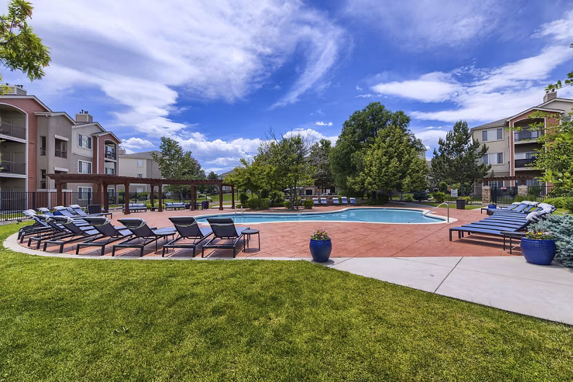 pool at Whisper Creek Apartments