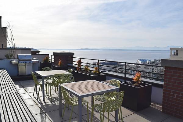 rooftop deck at Volta Luxury Apartments