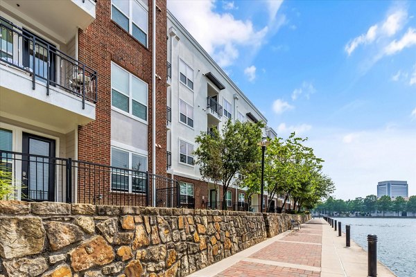 exterior at Lakeside Urban Center Apartments