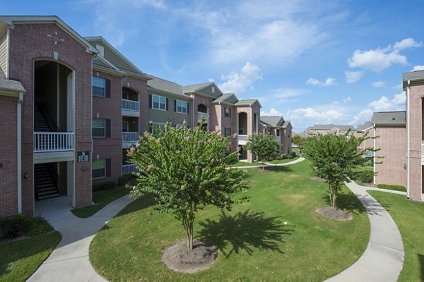 Montage at Cinco Ranch: Elegant of luxury apartments in Katy, Texas