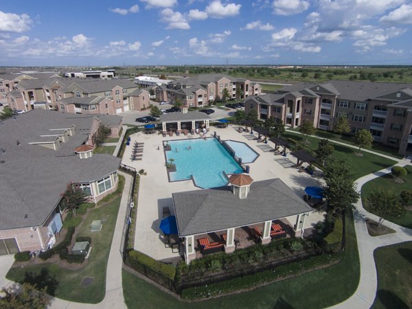 pool at Montage at Cinco Ranch Apartments