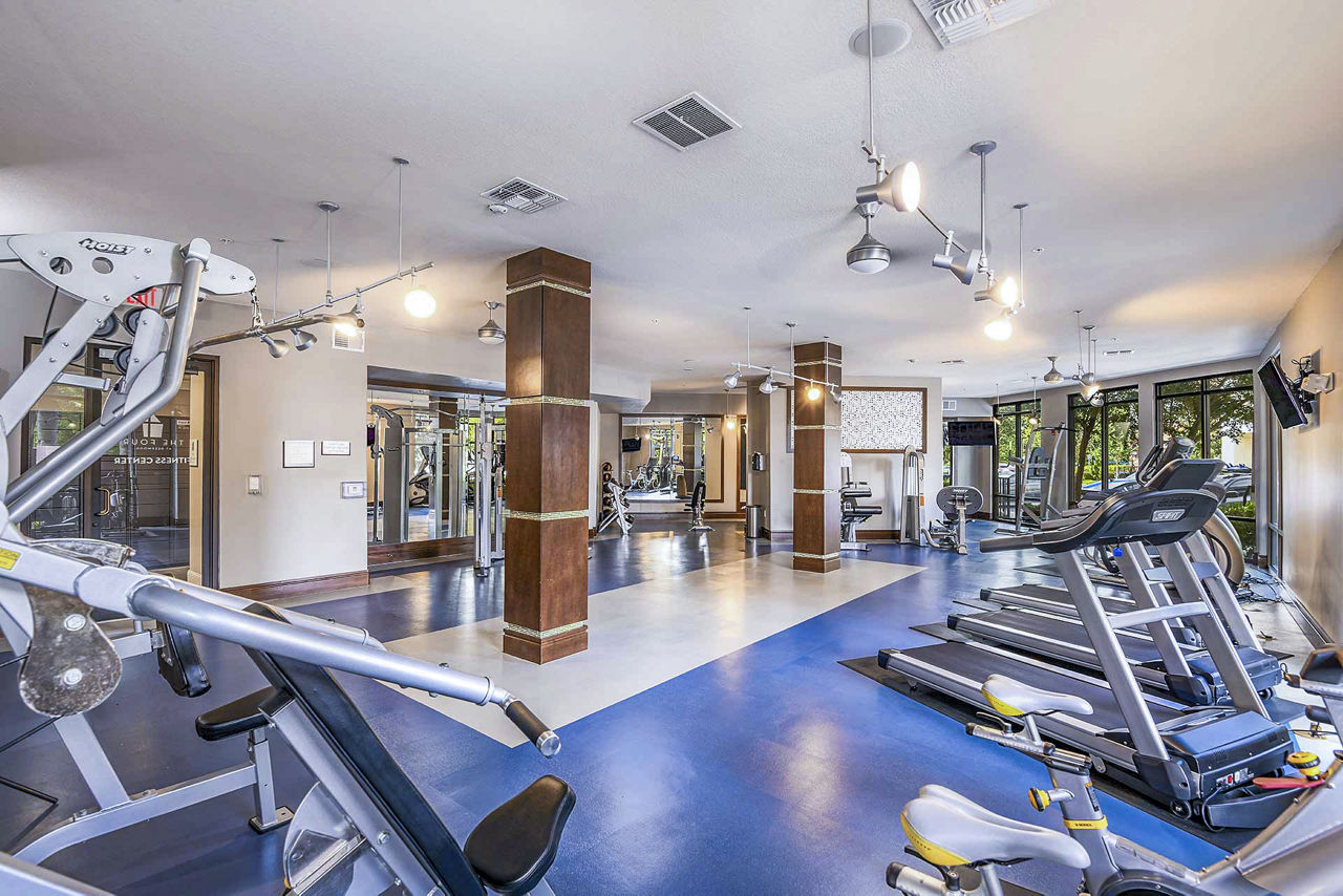 The Four At Deerwood Luxury Apartments Jacksonville Fl 8 of 12