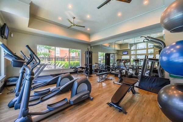 fitness center at Townhouse Atlanta
