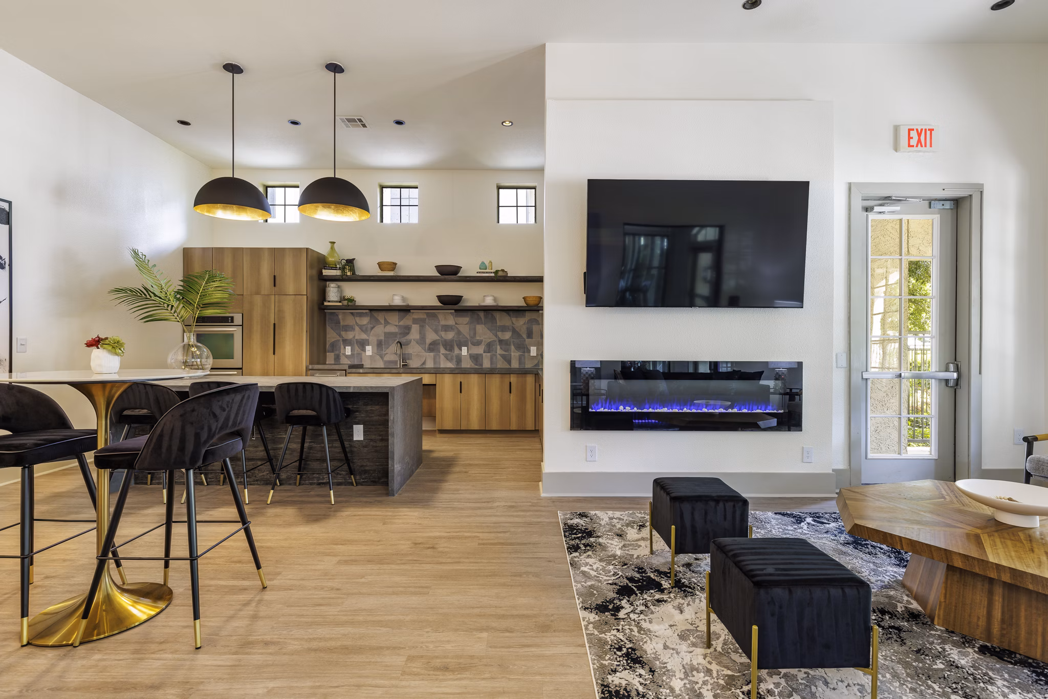 clubhouse at 3500 Westlake Apartments