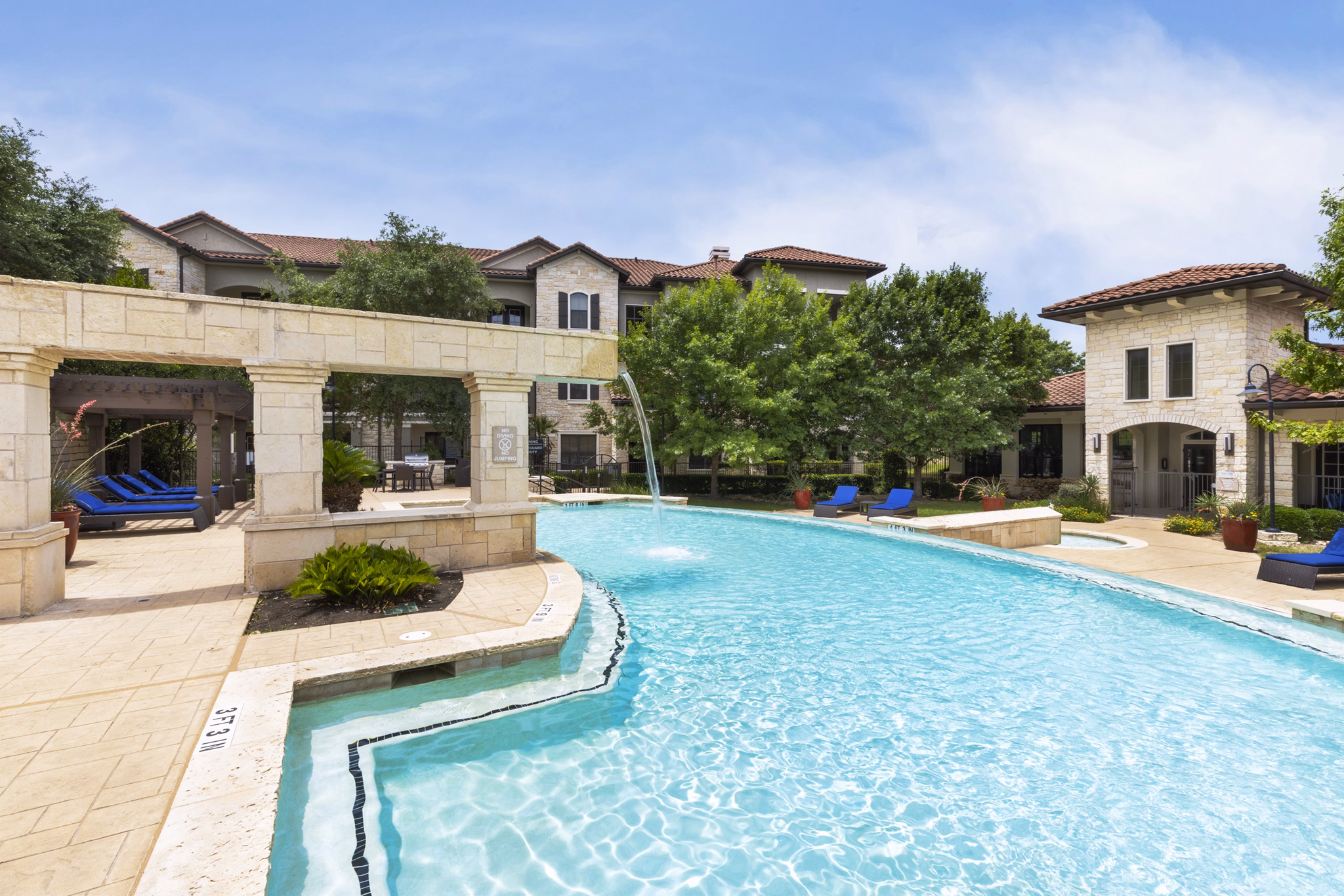 Property images of 3500 Westlake Apartments