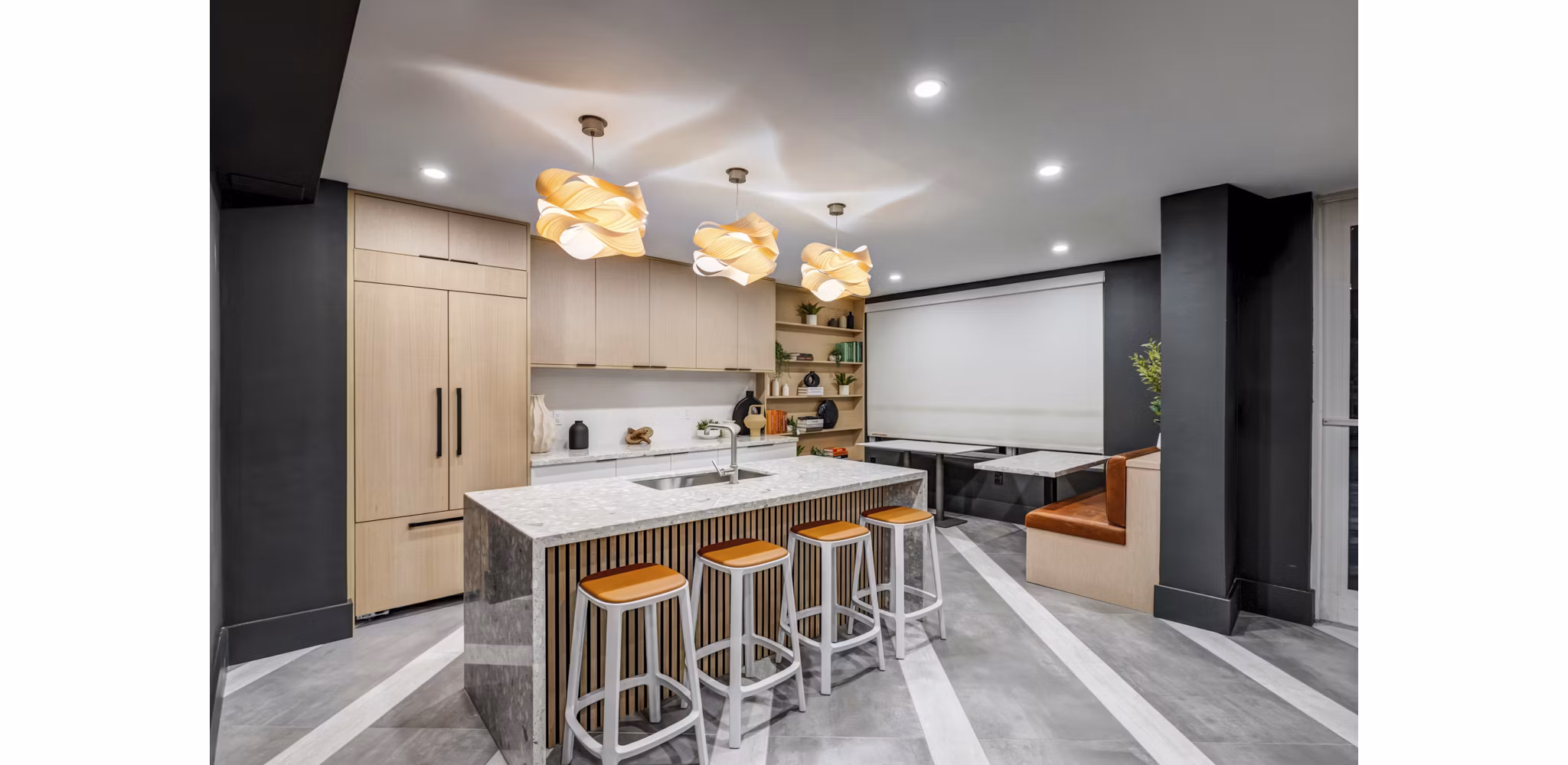 clubhouse at Solmar on 6th Apartments
