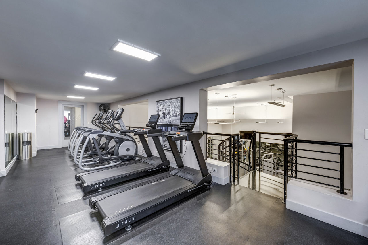 Gym at Solmar On Sixth (3 of 3)