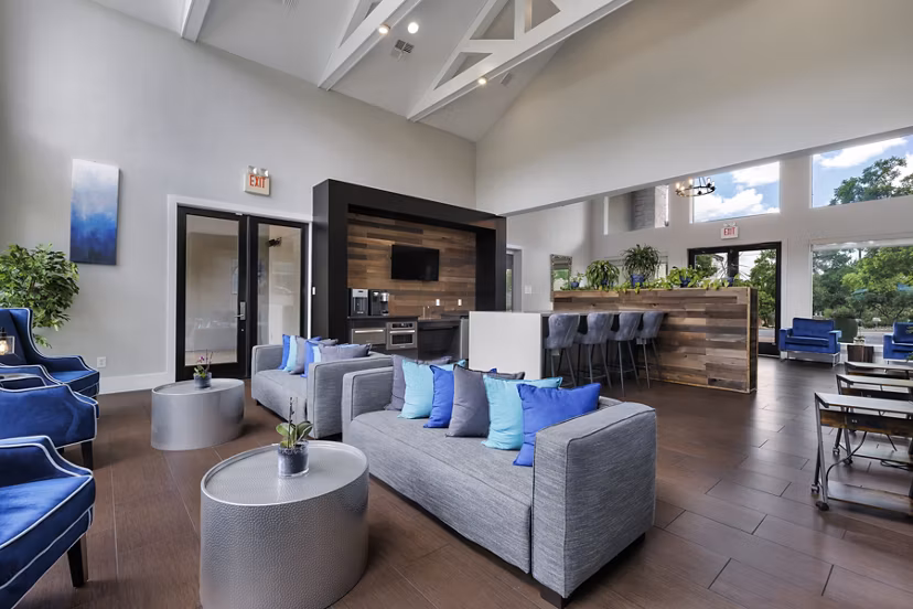 clubhouse at Boulevard at Town Lake Apartments