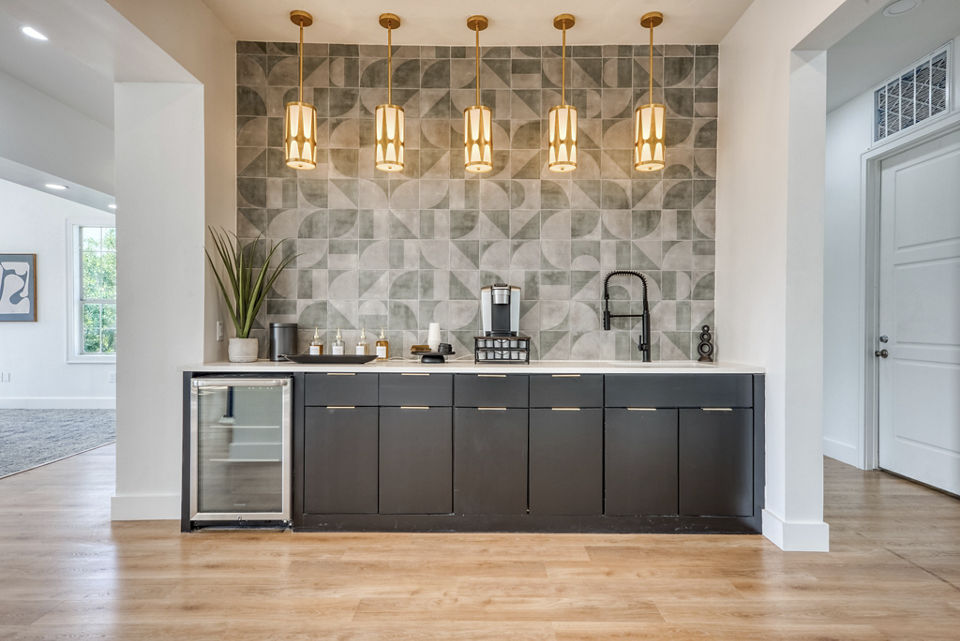 Clubhouse featuring modern decor and ample seating at Archer Stone Canyon Apartments