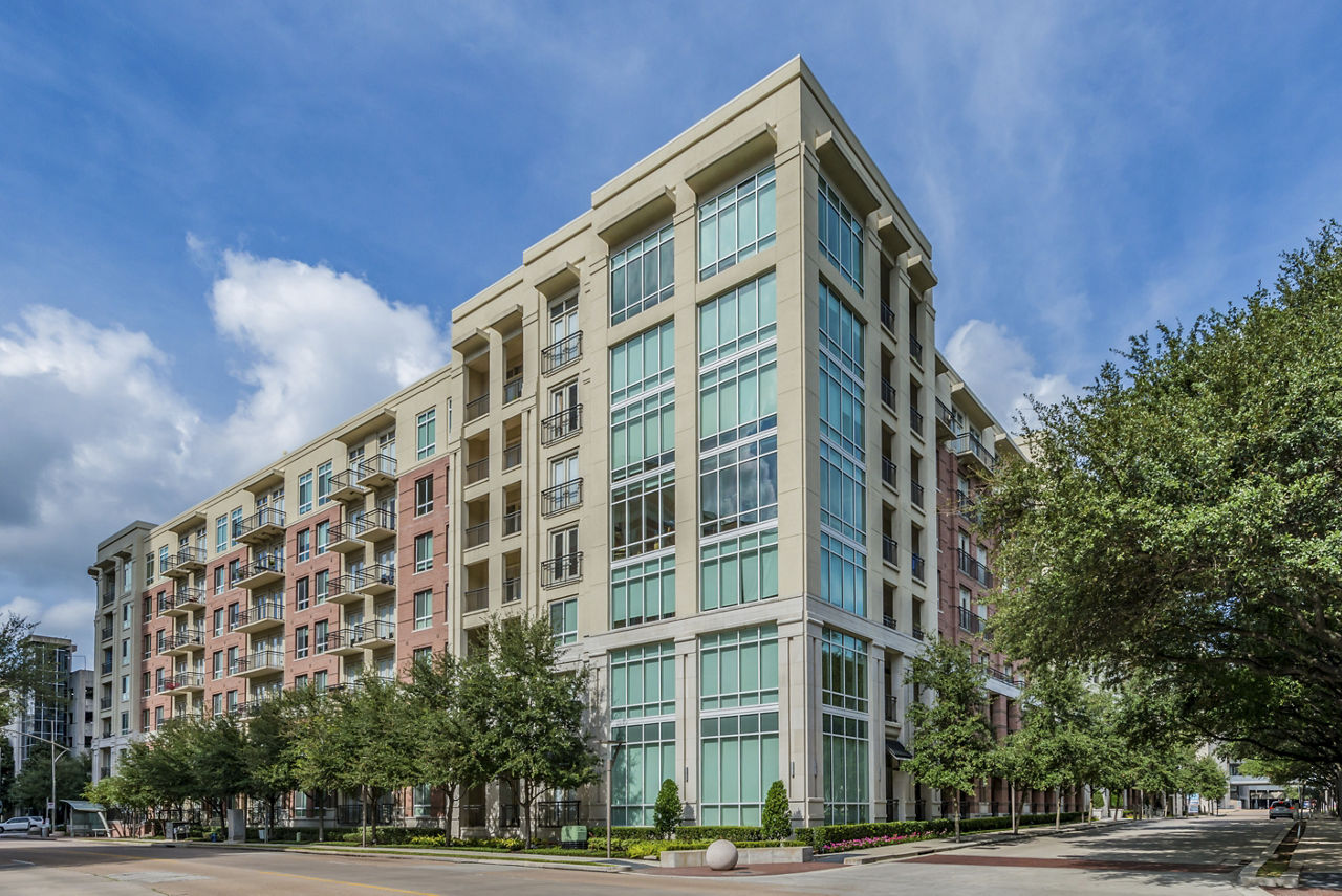 Waterwall Place Luxury Apartments Houston Tx 2 of 12