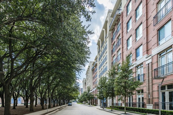 WaterWall Place: Elegant high-rise luxury apartments in Houston showcasing modern architecture