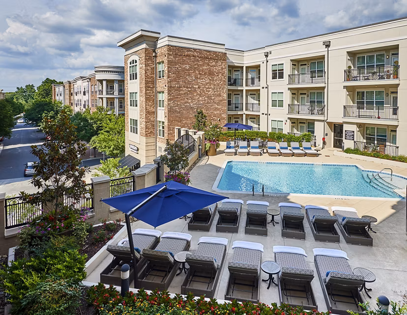 pool at Solis SouthPark Apartments
                             