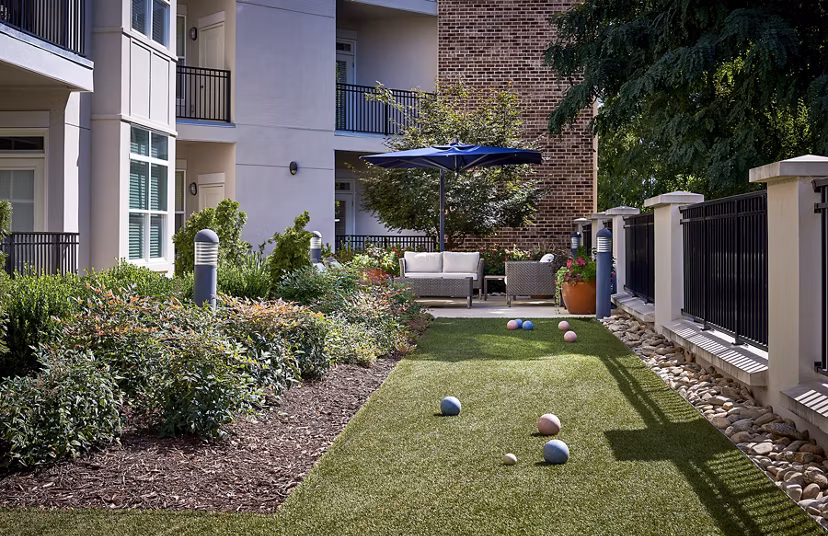 Solis SouthPark Apartments: Bocce sport court in luxury community setting