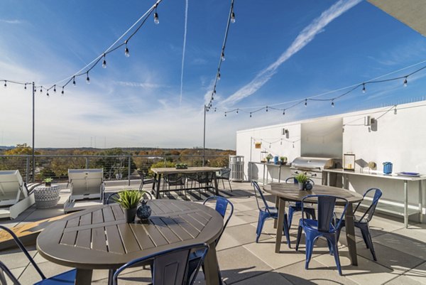 grill area at Burnet Flats Luxury Apartments