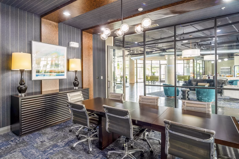 clubhouse meeting facility at Elan Med Center Apartments