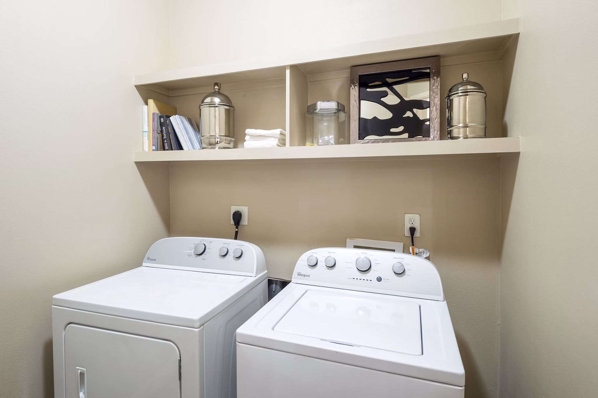 laundry room at Elan Med Center Apartments