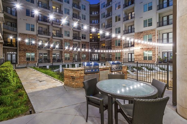 grill area/patio at Elan Med Center Apartments