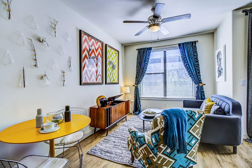 Spacious living room with modern decor at Elan East Apartments in Austin