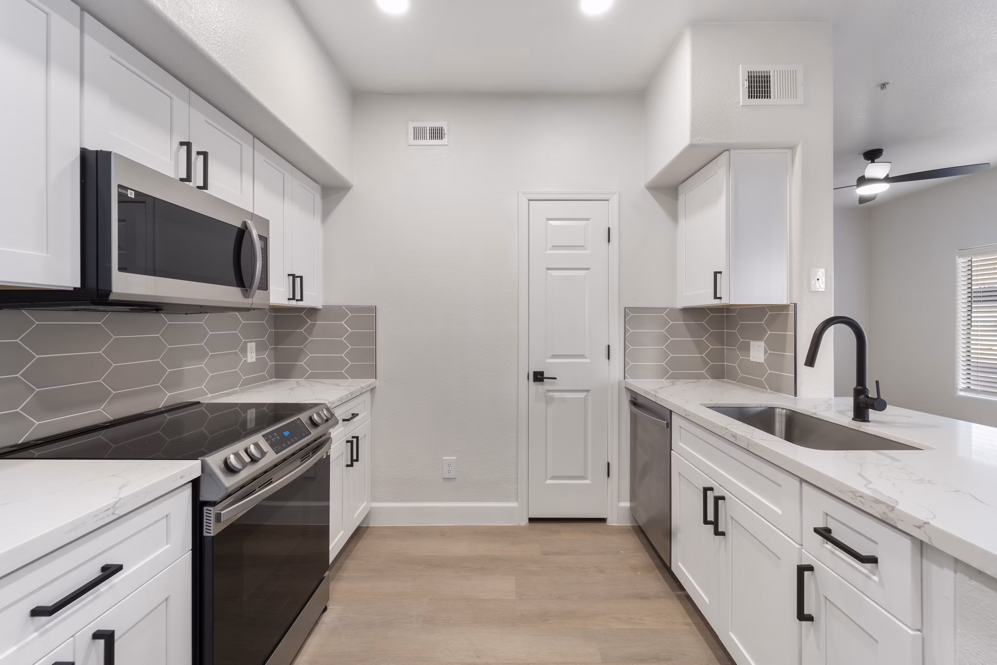 kitchen at Haven at Towne Center Apartments
