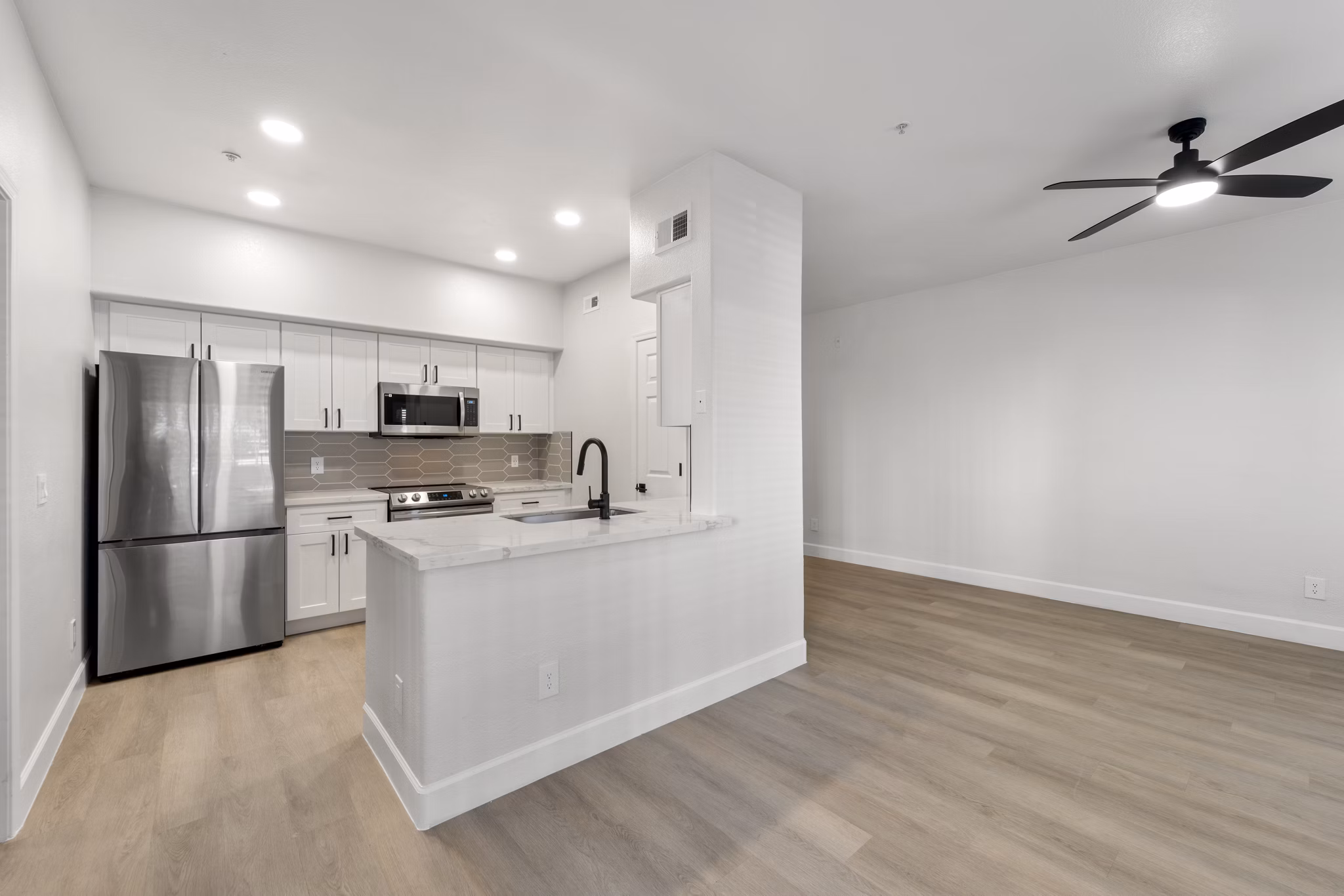 kitchen at Haven at Towne Center Apartments