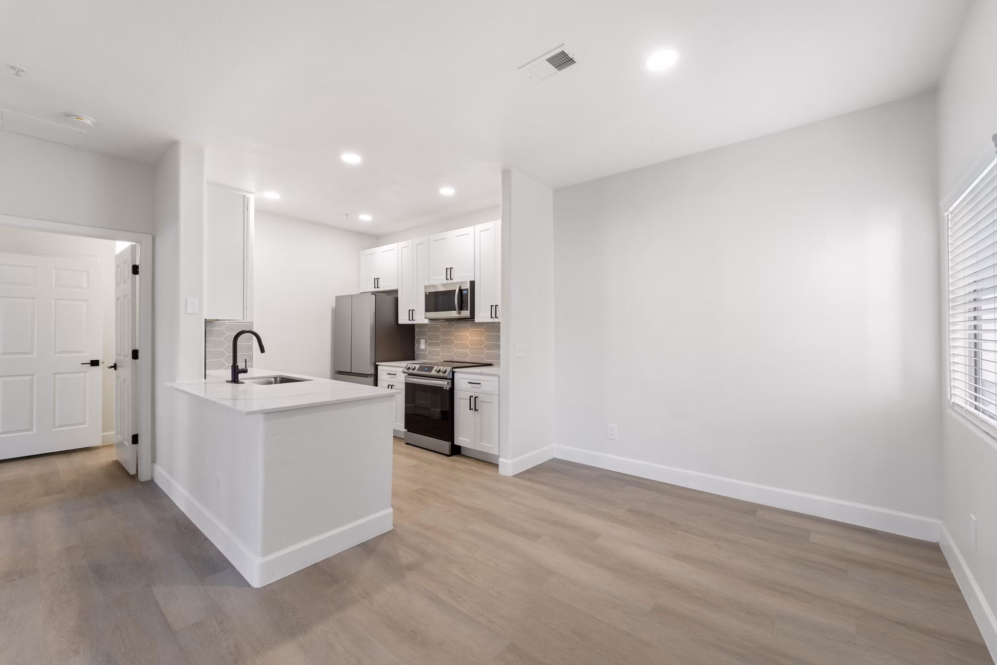 kitchen at Haven at Towne Center Apartments